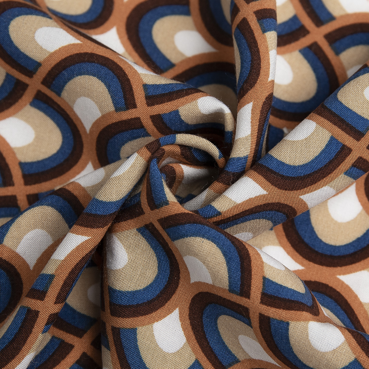 картинка Ткань Capriccio LZ P-69-01/150 105gr D штапель принт от магазина Одежда+