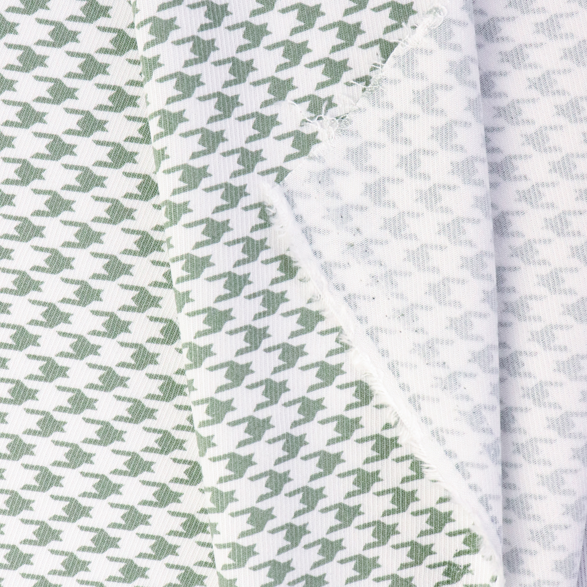 картинка Ткань Capriccio LH 1570-02/145 150gr D твил принт от магазина Одежда+