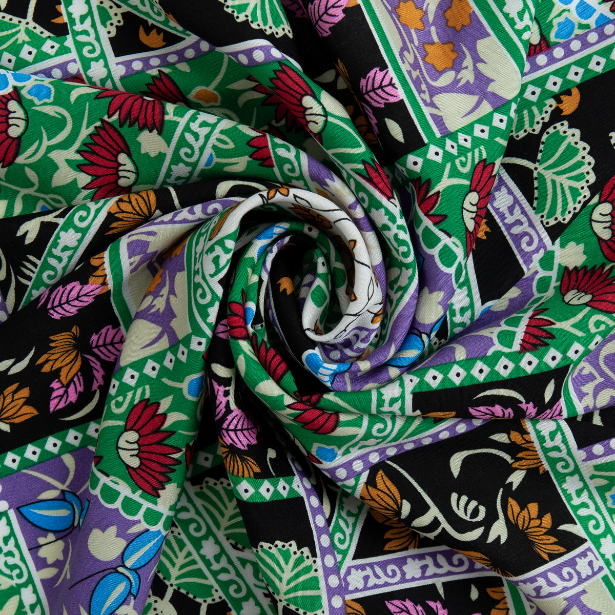 картинка Ткань Capriccio TA CP41272-04/145 90gr D штапель принт от магазина Одежда+