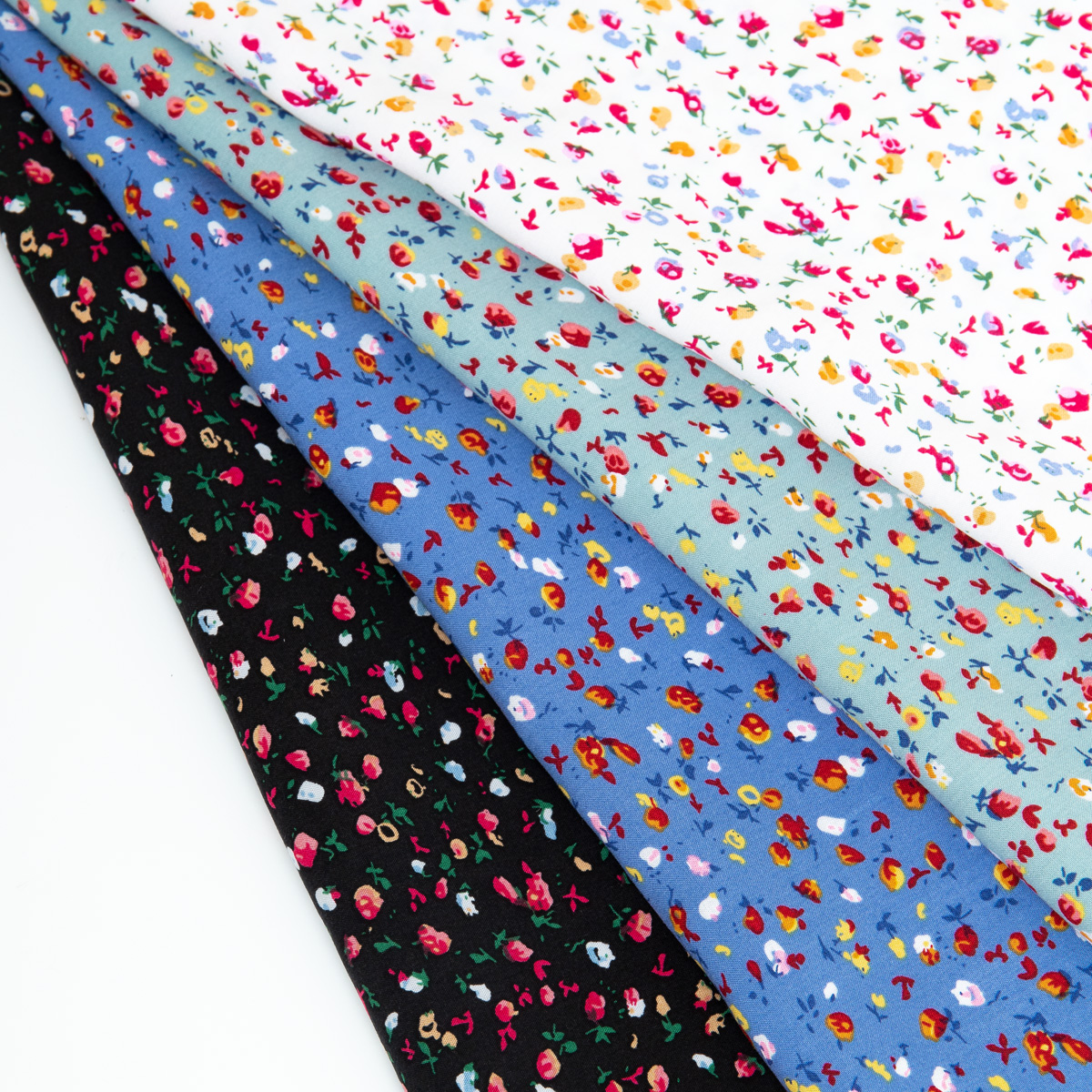 картинка Ткань Capriccio LH 273-02/145 105gr D штапель принт от магазина Одежда+