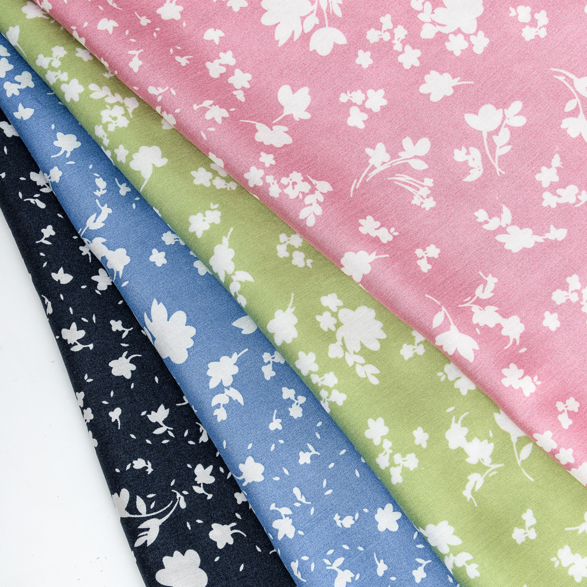 картинка Ткань Capriccio TA CP41267-06/145 90gr D штапель принт от магазина Одежда+