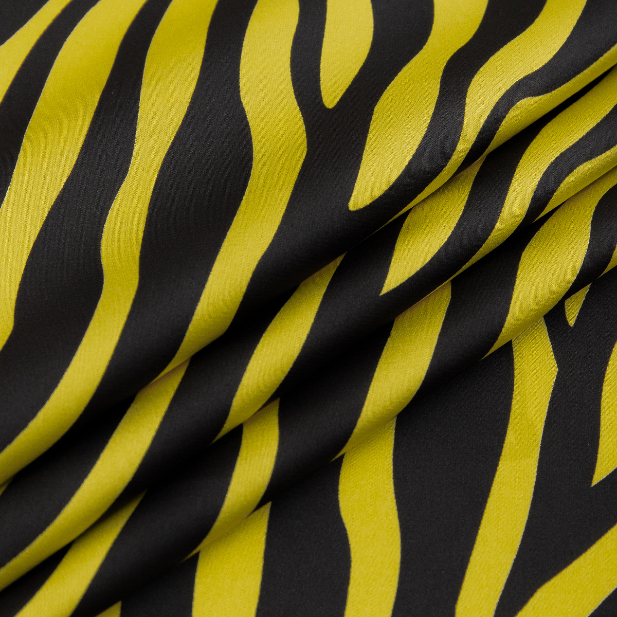 картинка Ткань Capriccio LZ P020-50D-PD-lux-05/148 90gr B принт от магазина Одежда+