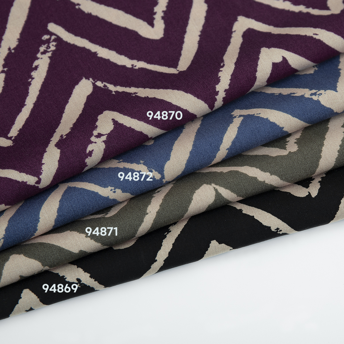 картинка Ткань Capriccio GN B21-02/145 105gr D штапель принт от магазина Одежда+