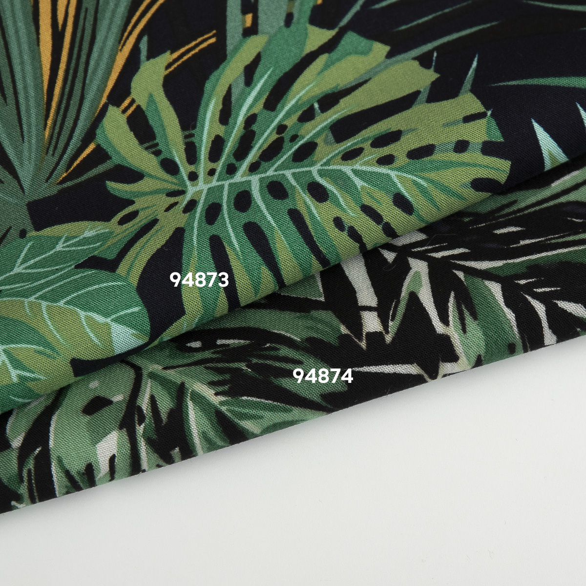 картинка Ткань Capriccio GN B22-02/145 105gr D штапель принт от магазина Одежда+