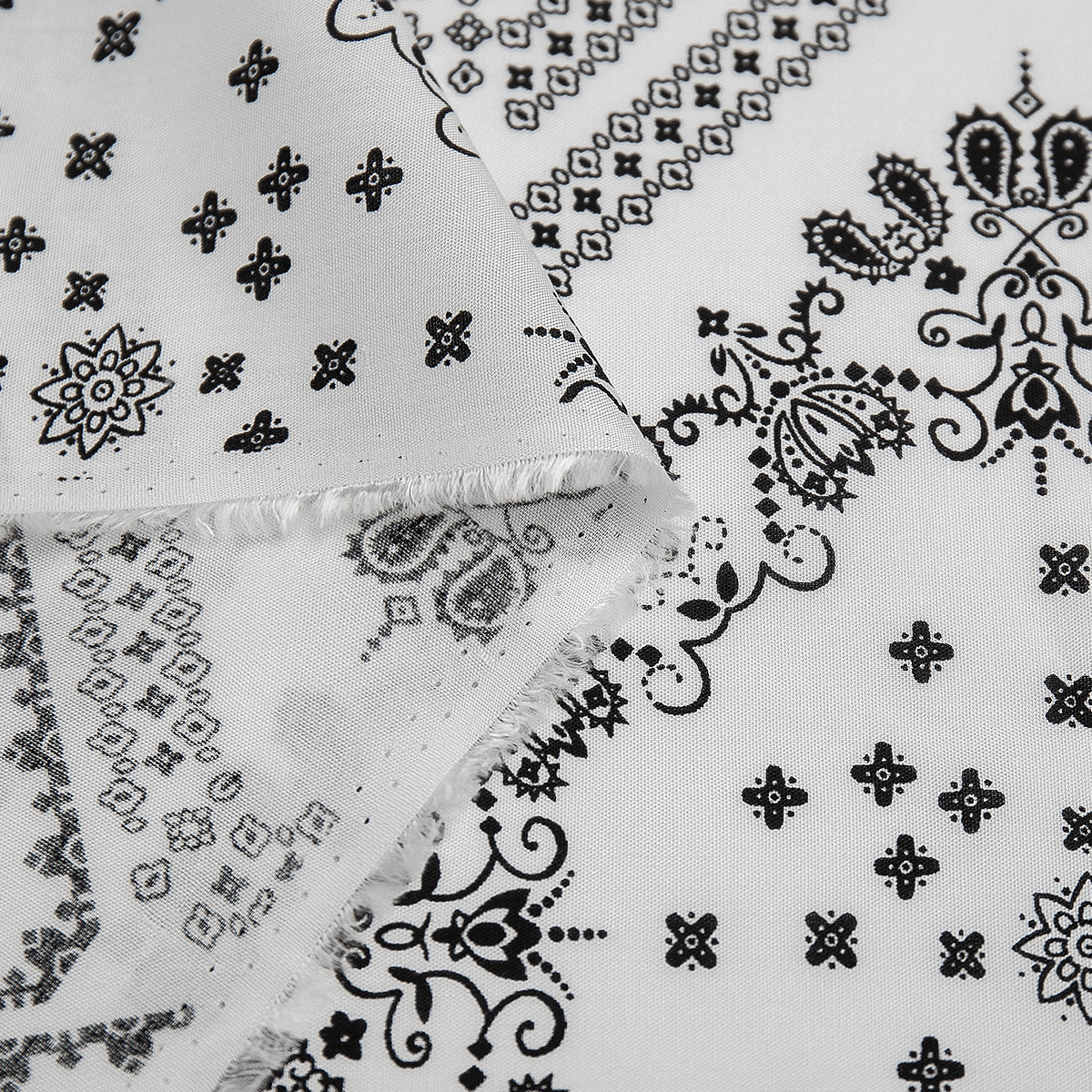 картинка Ткань Capriccio TA 4617-02/145 90gr D штапель принт от магазина Одежда+