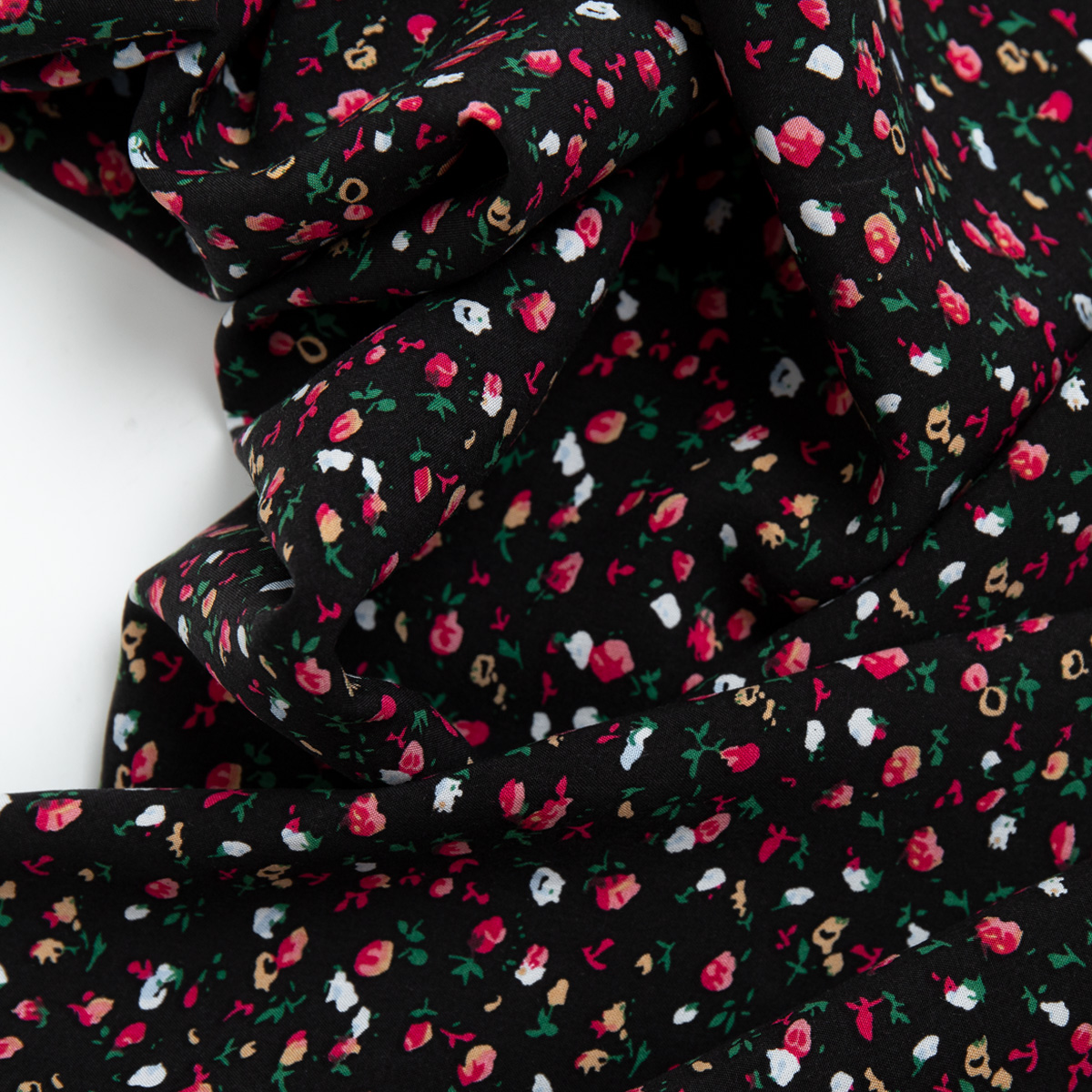 картинка Ткань Capriccio LH 273-04/145 105gr D штапель принт от магазина Одежда+