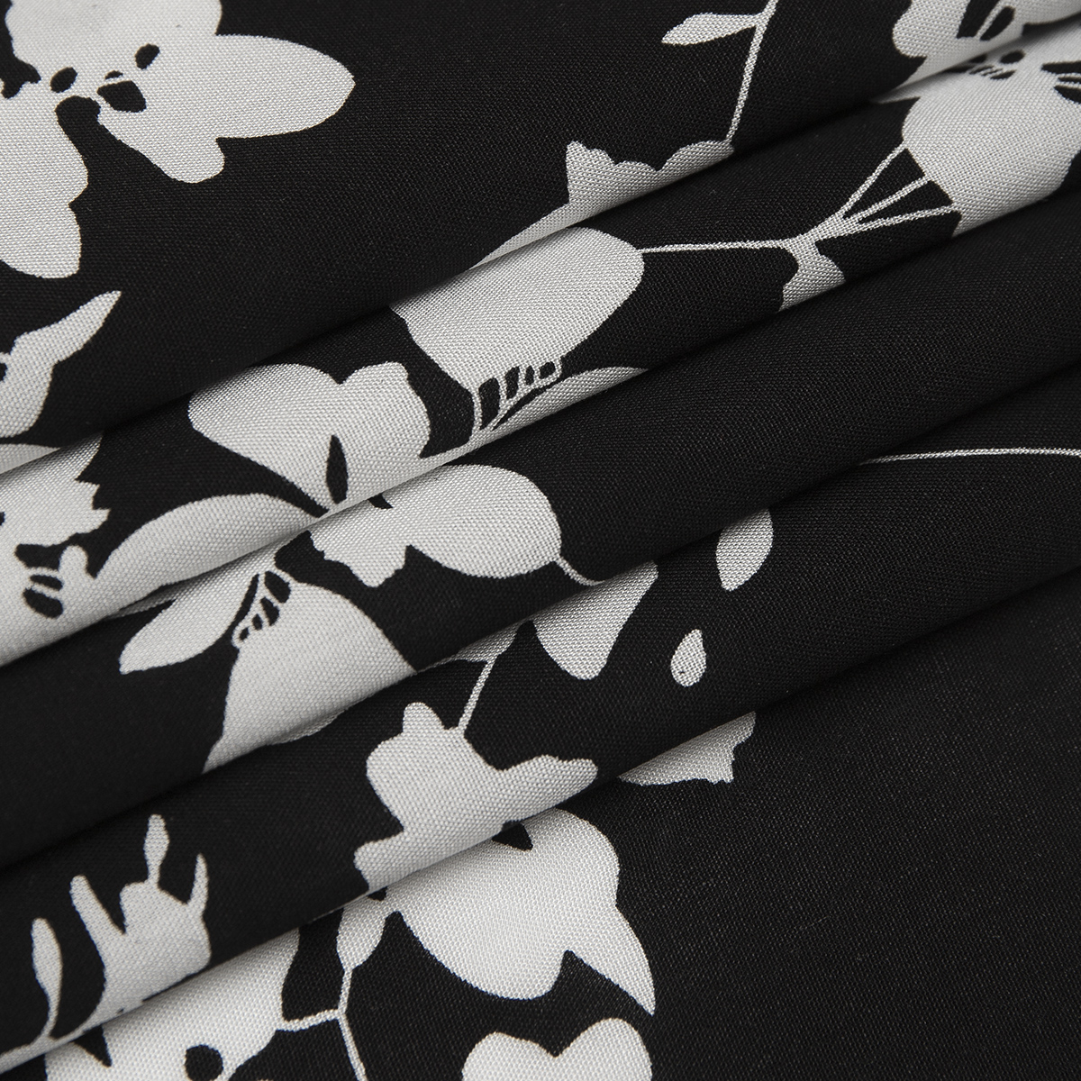 картинка Ткань Capriccio GN B23-01/145 105gr D штапель принт от магазина Одежда+